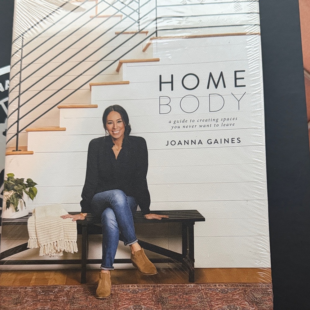 Homebody by Joanna Gaines Book